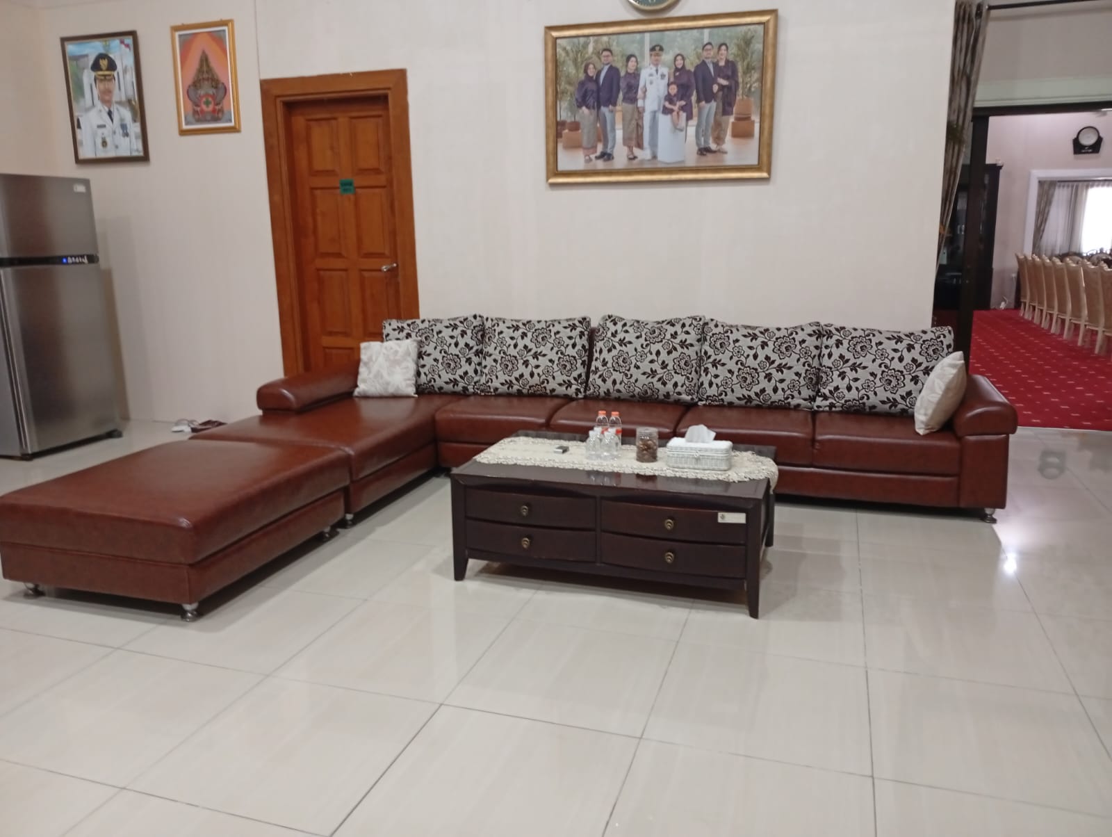Meja Makan Kayu Jati